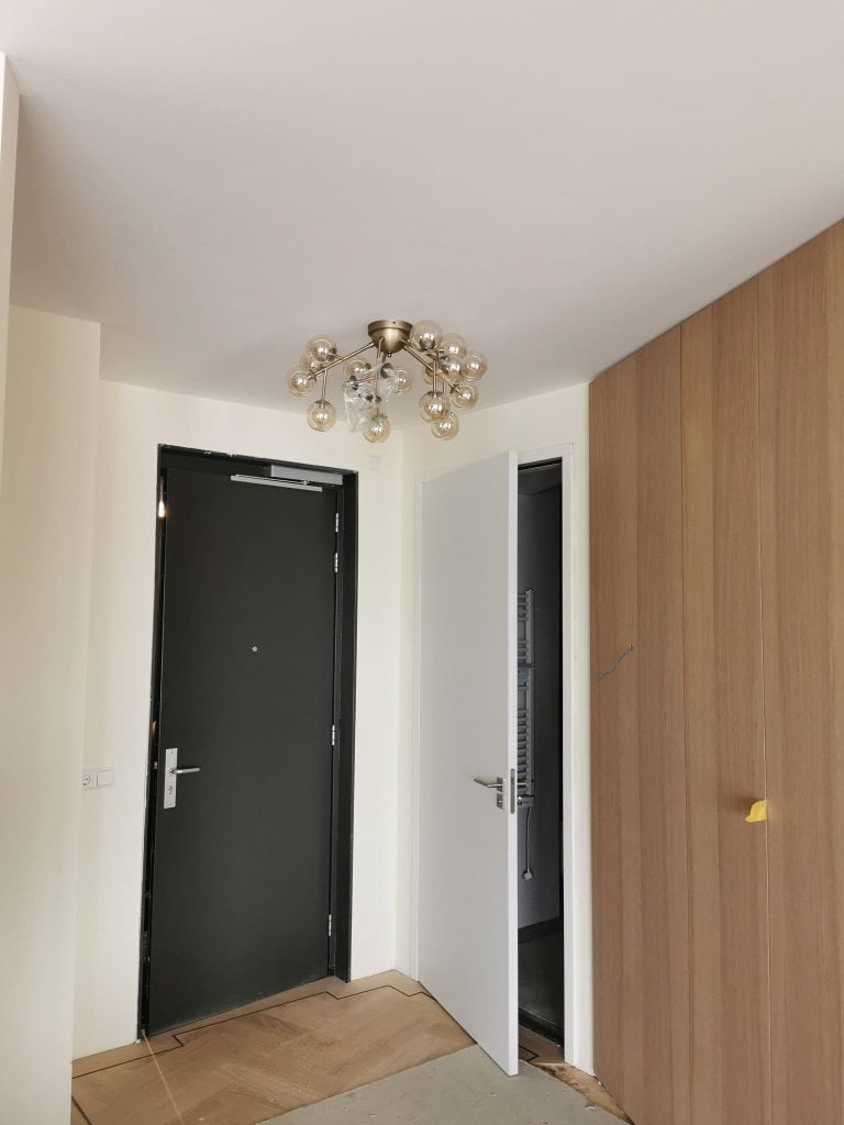 Luxe verlichting, appartement Rotterdam, op maat gemaakte verlichting, unieke armaturen, slimme verlichting, lichtplan, verlichting met tabletbediening, verlichting met sensoren, skyline Rotterdam.